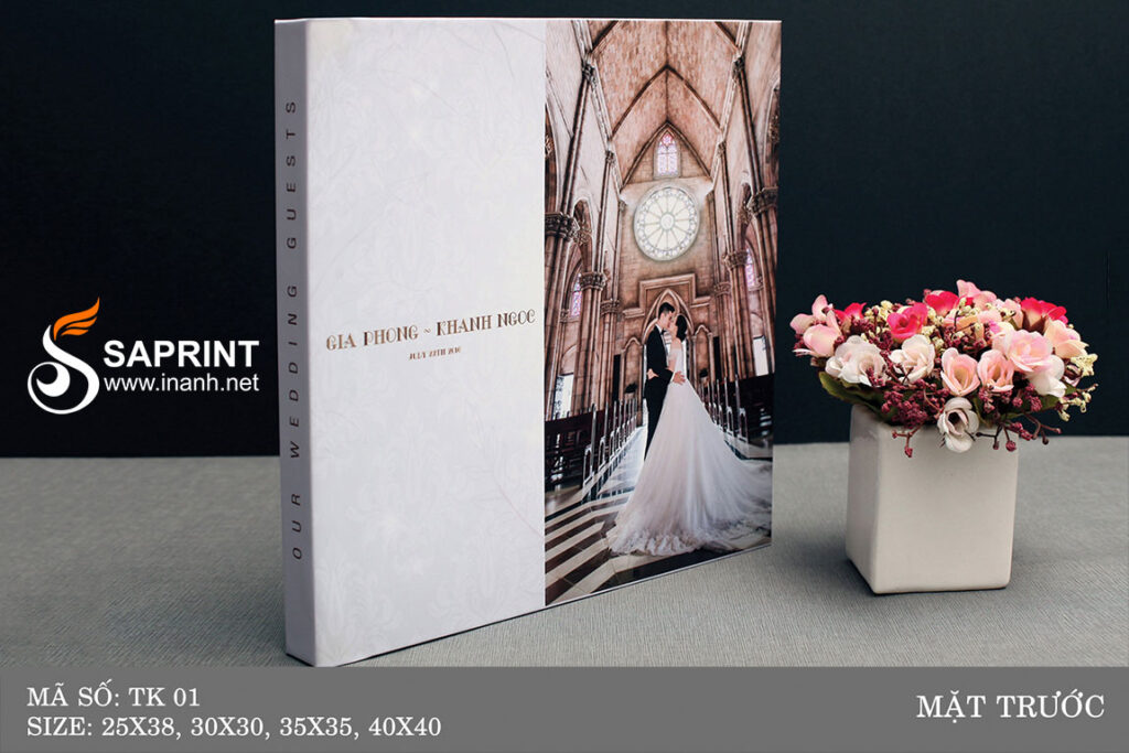 Để bộ sưu tập ảnh cưới của bạn thêm phần đặc biệt, hãy trang trí bằng bìa album ảnh cưới đẹp. Với các mẫu mã và thiết kế đa dạng, bìa album sẽ giúp cho bạn đem lại phong cách riêng cho bộ sưu tập ảnh.