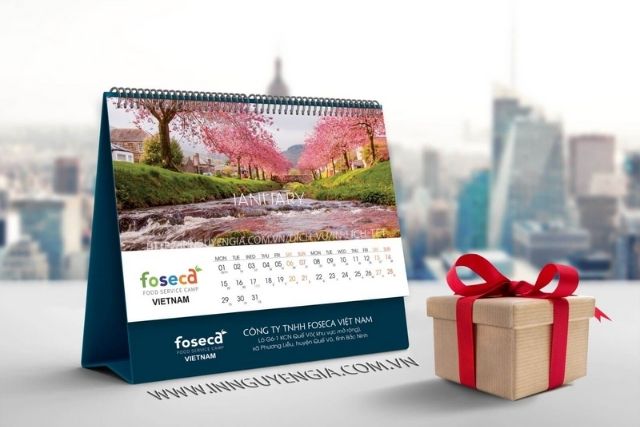 In lịch để bàn doanh nghiệp